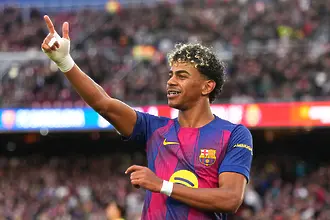 Магията на Ямал завладя „Камп Ноу“, Барселона отвя Виляреал (ВИДЕО)