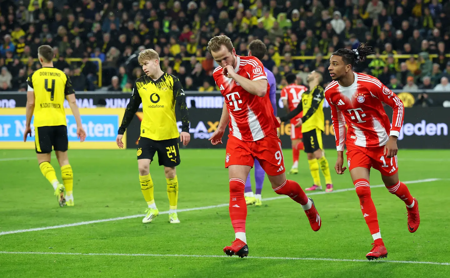 Хари Кейн, Майкъл Олисе; Борусия Дортмунд - Байерн Мюнхен / Getty Images