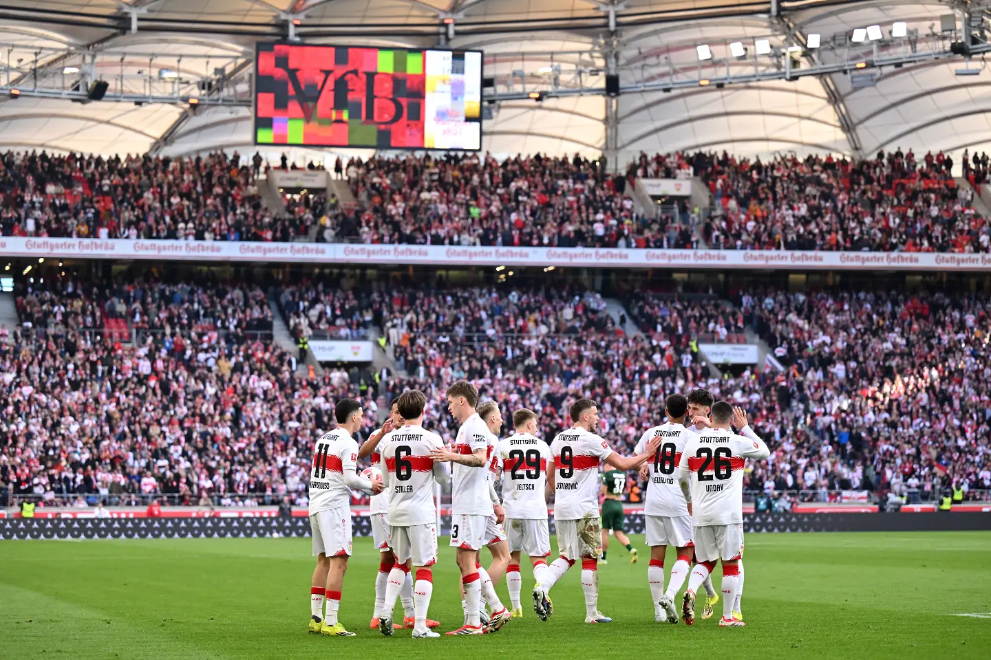 Щутгарт сгази Волфсбург