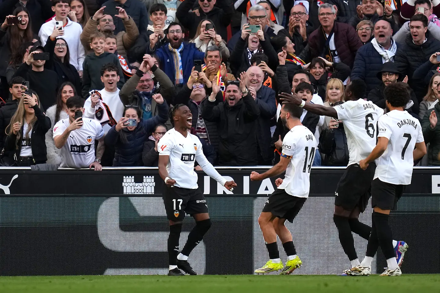 Ларжи Рамазани / Getty Images