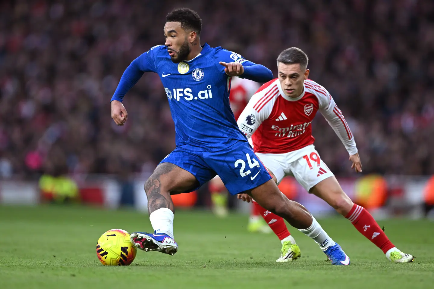 Арсенал с шампионска победа в дербито срещу Челси