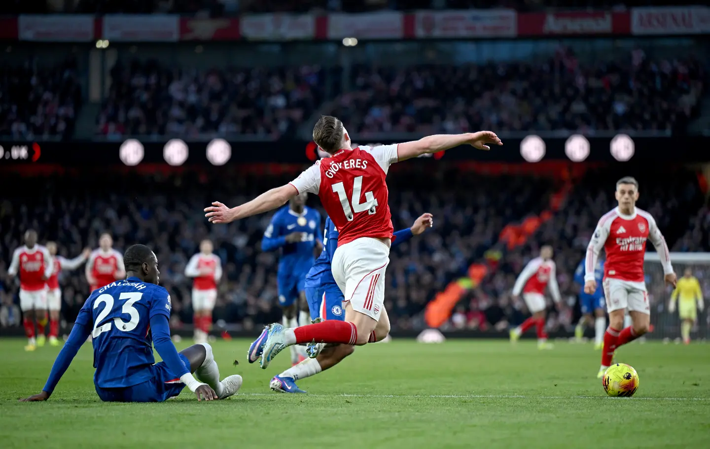 Арсенал с шампионска победа в дербито срещу Челси