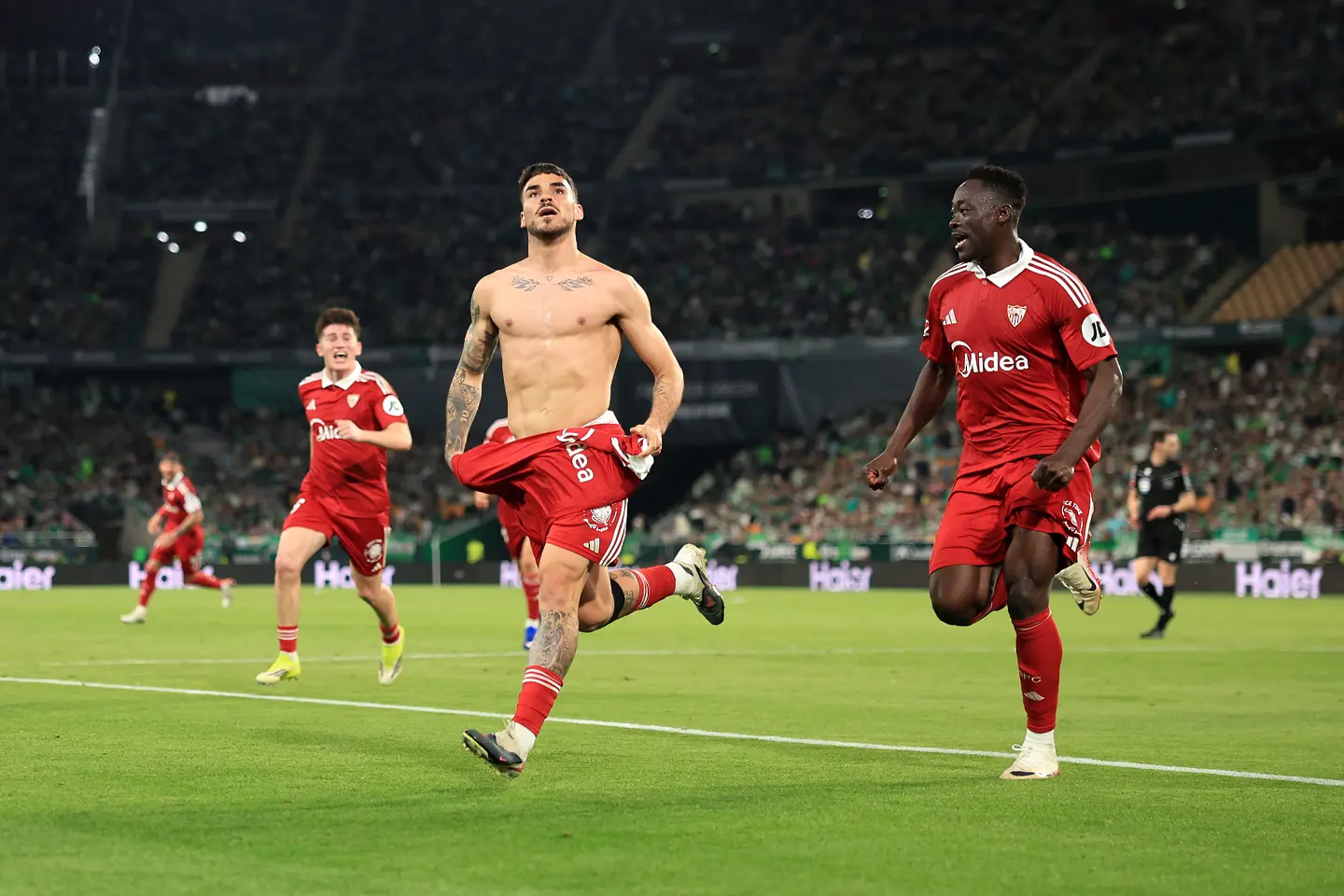 Бетис - Севиля 2:2 / Getty Images 