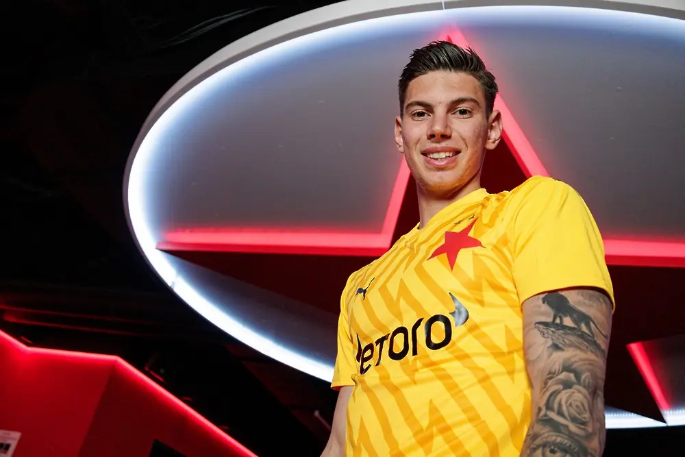 Алекс Божев / www.slavia.cz