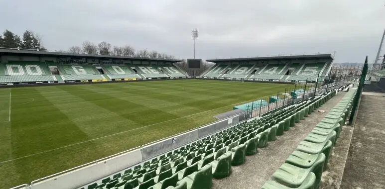 Хювефарма Арена / lokomotivpd.com