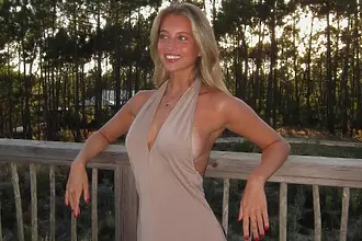 Бившата приятелка на Ландо Норис наруши мълчанието си след раздялата им със загадъчен коментар