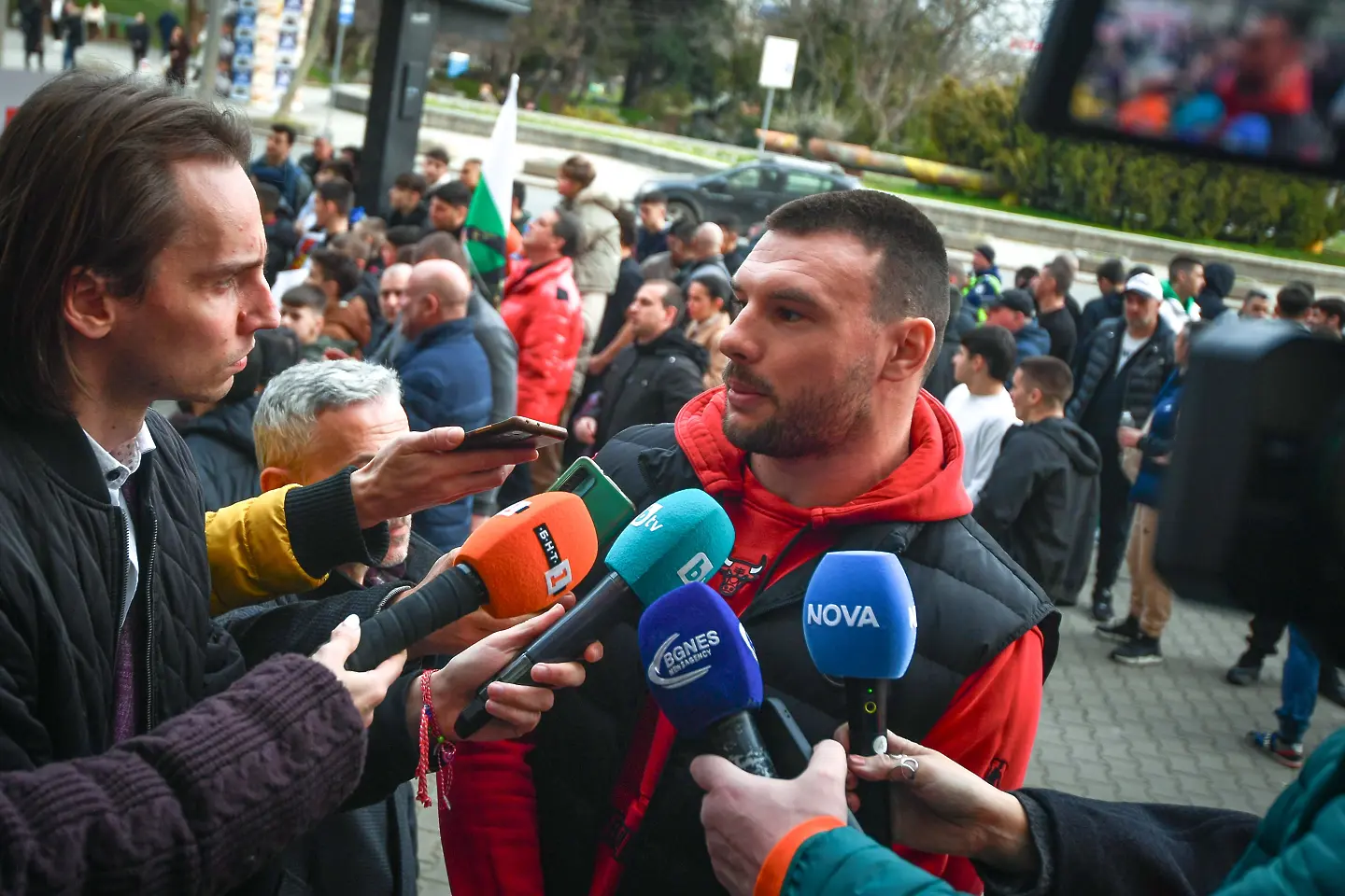 Кирил Милов на протест срещу Станка Златева / startphoto.bg