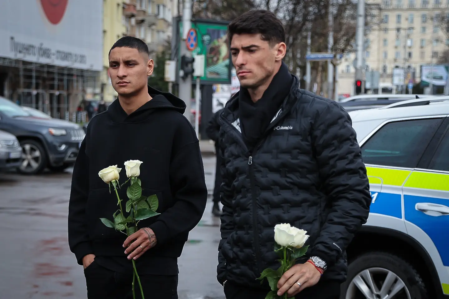 Близки, легенди и фенове изпратиха легендарния Георги Велинов / startphoto.bg