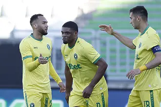 Лудогорец приключи Монтана за едно полувреме, за да гледа мача на “Герена”