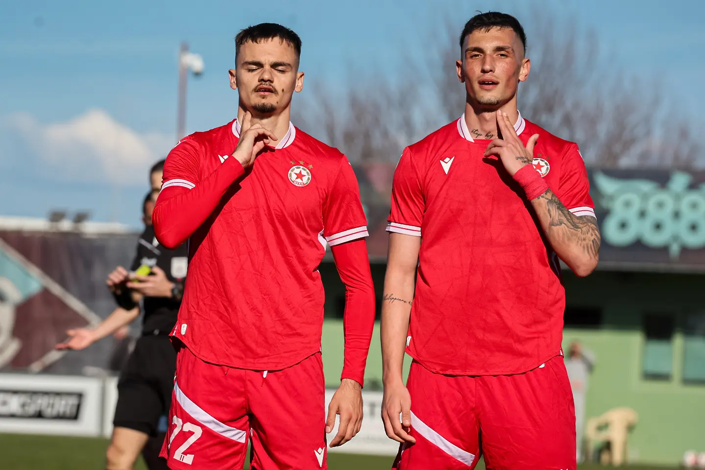 Иван Тасев и Марк-Емилио Папазов / startphoto.bg