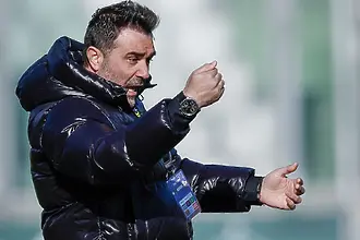 Старши треньорът на Монтана Диамантис Вавалис-Акис подаде оставк...