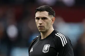 ФА започва разследване срещу Емилиано Мартинес