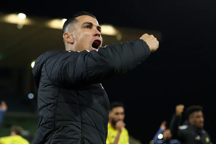 Кристиано Роналдо отпразнува първата си победа с Алмерия 