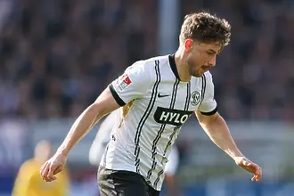 Лукас Петков и компания продължават гонитбата с Шалке