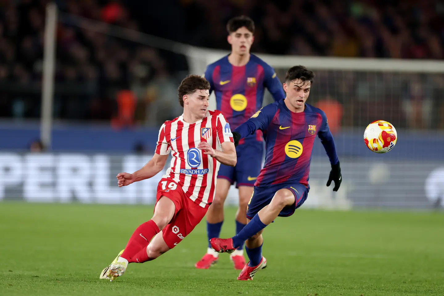 Педри, Хулиан Алварес, Барселона - Атлетико Мадрид / Getty Images