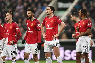 Манчестър Юнайтед е затънал в дългове: клубът дължи 481 милиона за трансфери