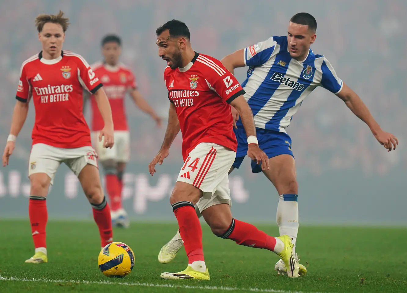 Вангелис Павлидис и Денис Гул / Getty Images