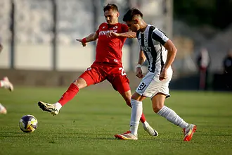 Бранител на Локомотив Пловдив претърпя операция 