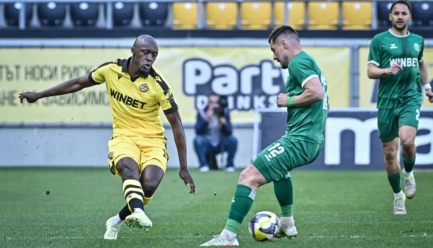 Антоан Конте, Илия Юруков / startphoto.bg