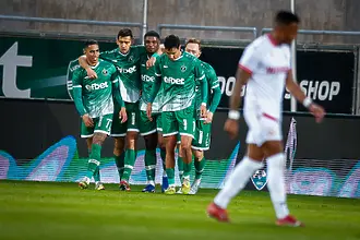 Лудогорец разби ЦСКА, „червената“ отбрана катастрофира в Разград