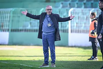  Илиан Илиев: Надявам се тревата да живне, това е мъчение за нас и публиката (ВИДЕО)