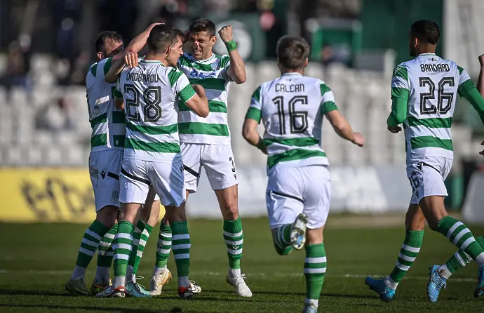 Топовен изстрел рани Монтана, Черно море приближи четворката (ВИДЕО)