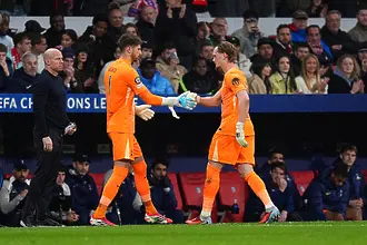 Давид де Хеа защити Антонин Кински след кошмара в Мадрид