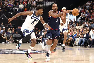 Клипърс с Ленард удължи лошата серия на Тимбъруулвс с Едуардс (ВИДЕО)