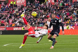 Жирона сложи край на серията си от три мача без победа с успех над Атлетик Билбао