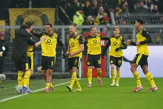 Борусия Дортмунд не срещна трудности срещу Аугсбург (ВИДЕО)