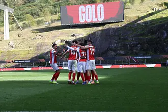 Брага се класира за 1/4-финалите на Лига Европа след успех с 4:0 у дом...