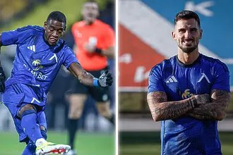 Хуан на терена, а Марко на пейката в Стара Загора