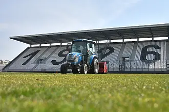 Локомотив Пловдив започна частична регенерация на терените в спортния си комплекс