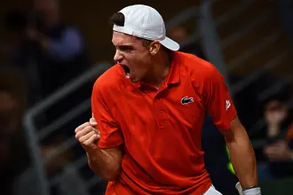 Василев и Кузманов с победи в Сплит