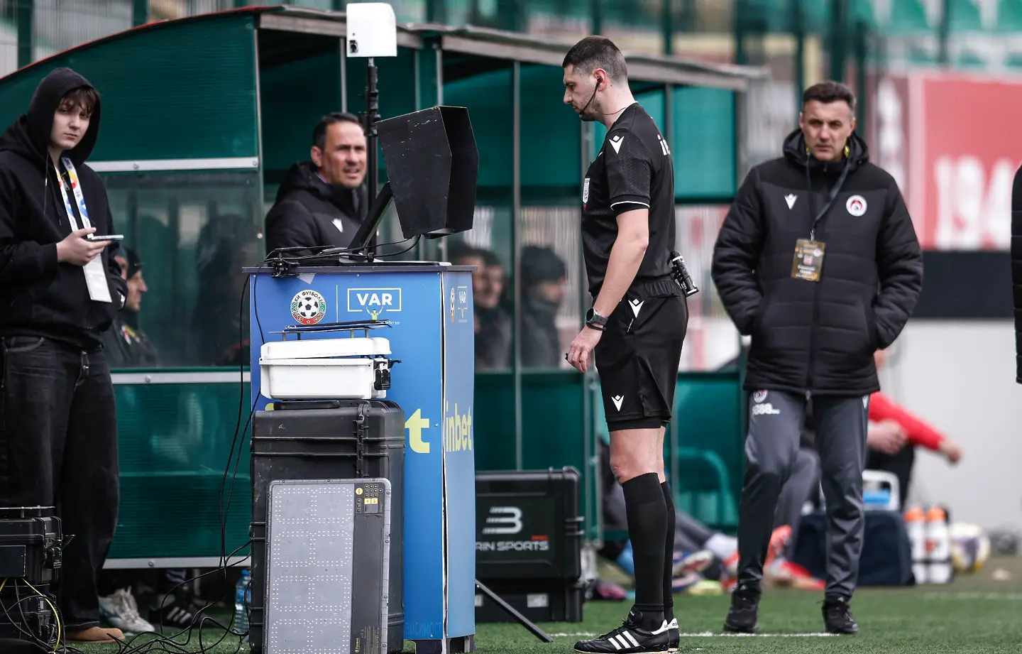 На живо: ЦСКА 1948 - Локомотив София (Състави)