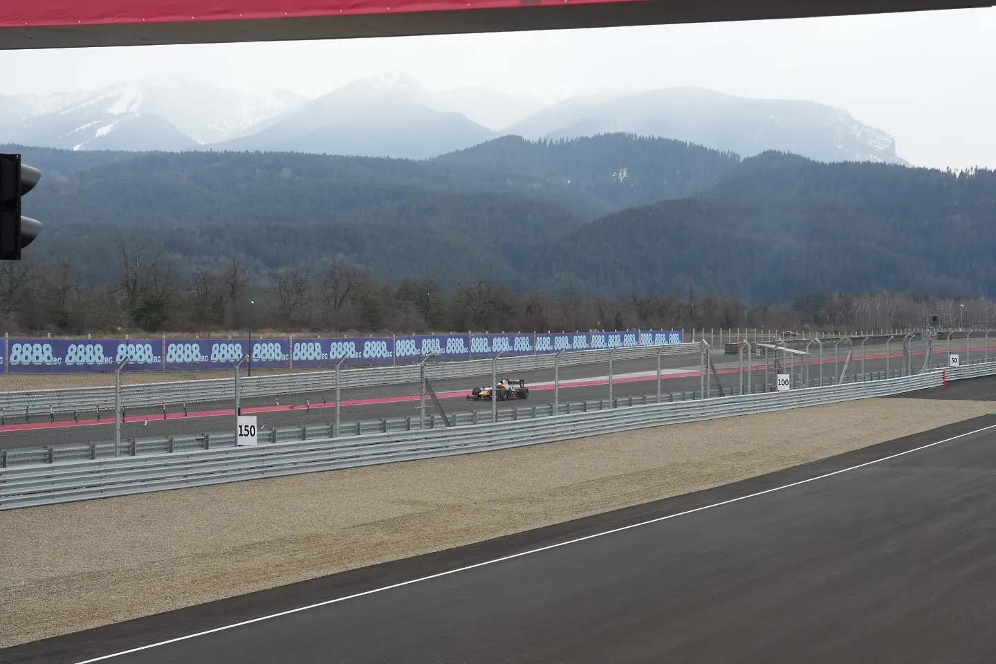 Никола Цолов / startphoto.bg