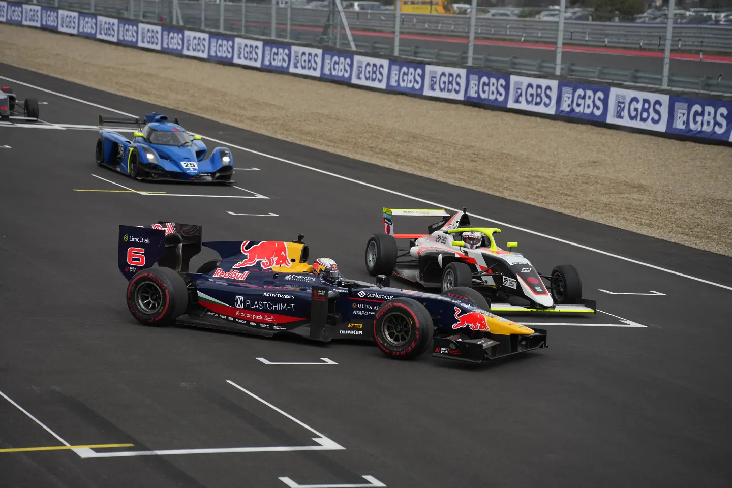 Звездно шоу откри пистата „А1 Motor Park“ / startphoto.bg