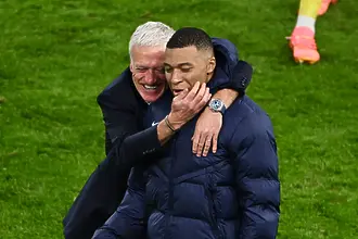 Французите нямат милост: Дешан повика Мбапе