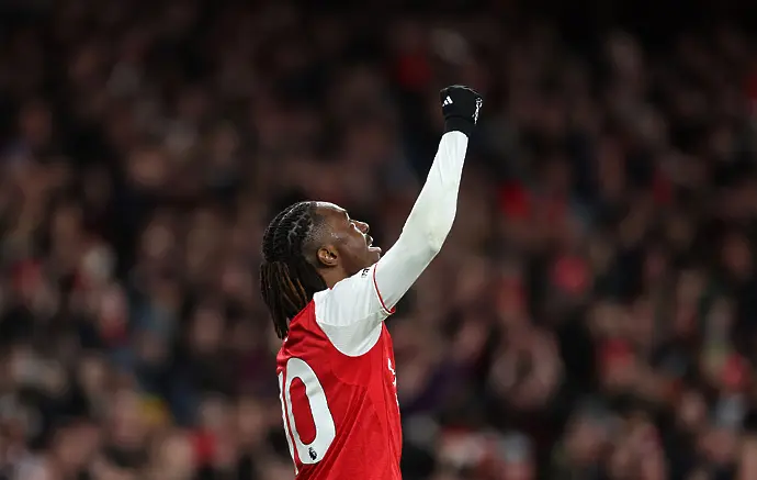 Арсенал губи Еберечи Езе поне за месец 