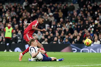 Исак ще бъде на линия за четвъртфинала с ПСЖ 