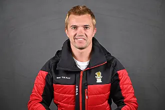 Алберт Попов е последен след първия манш на финалния за сезона слалом в Хафиел