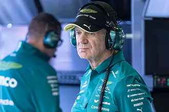 Астън Мартин освобождава Ейдриън Нюи