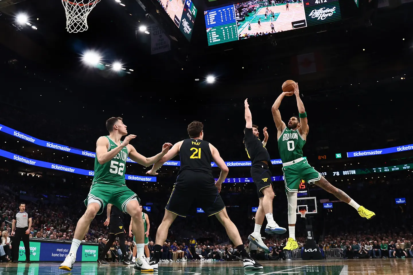 Бостън разби Голдън Стейт Уориърс / Getty Images