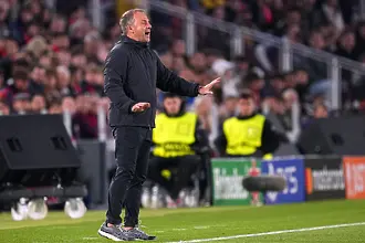 Ханзи Флик: Луд мач