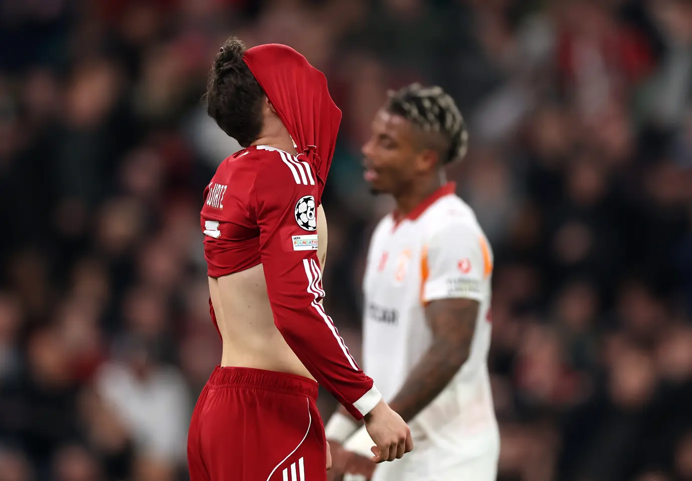 На живо: Ливърпул търси обрат срещу Галатасарай (Състави)