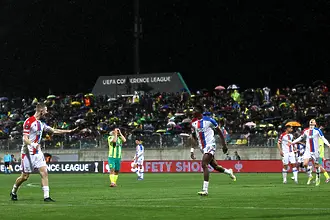 Кристъл Палас се измъчи в Кипър, но стигна до мач с Фиорентина