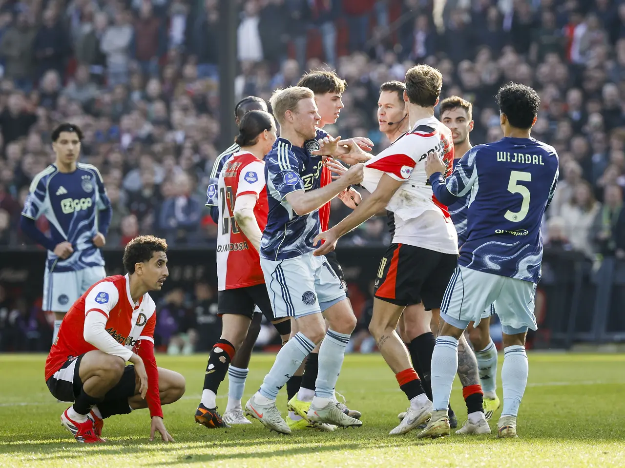 Фейенорд - Аякс / Getty Images