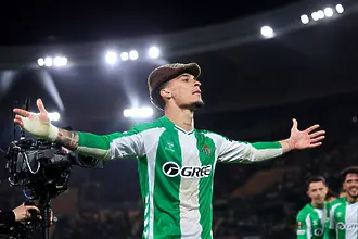 Бетис разпиля Панатинайкос за иберийски четвъртфинал в Лига Европа