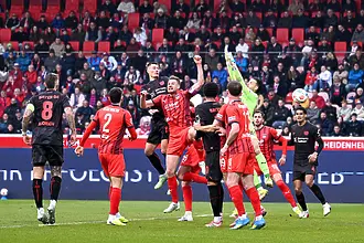 Байер Леверкузен изпи горчивото хапче срещу опашкаря в Германия