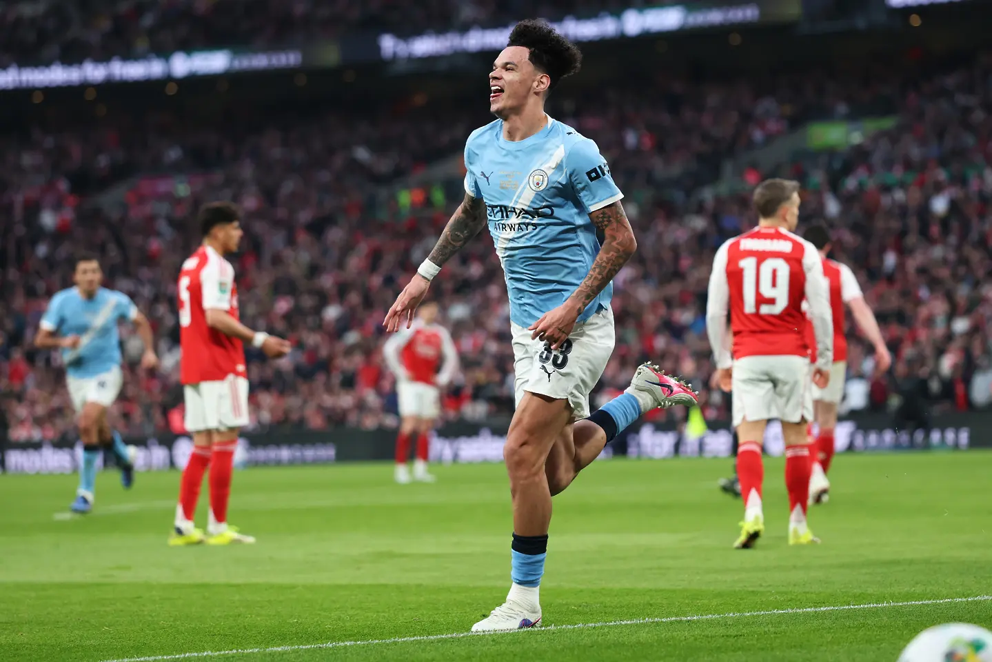 Учителят надви ученика: Манчестър Сити надхитри Арсенал и спечели Карабао Къп (ВИДЕО)